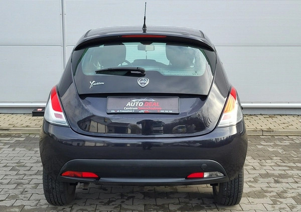 Lancia Ypsilon cena 21700 przebieg: 113000, rok produkcji 2012 z Milicz małe 742